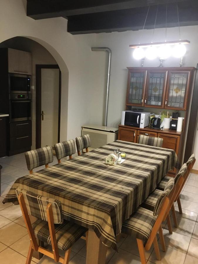 Vadaszhaz Hotel Egyhazasradoc ภายนอก รูปภาพ